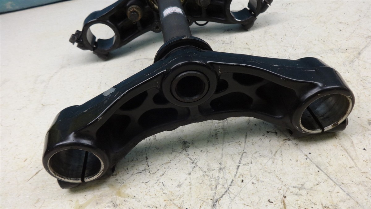 1983 Yamaha XVZ12T XVZ1200 Venture Y548' triple tree steering stem