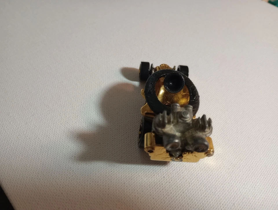 1997 Hotwheels Hot Seat Super Comp Dragster Gold Chrome/Black 5sp Chrome Wheels  - Image 4 of 4