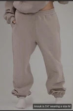 Comfrt Travel Essentials Sweatpants, Bark Size 2XL Unisex