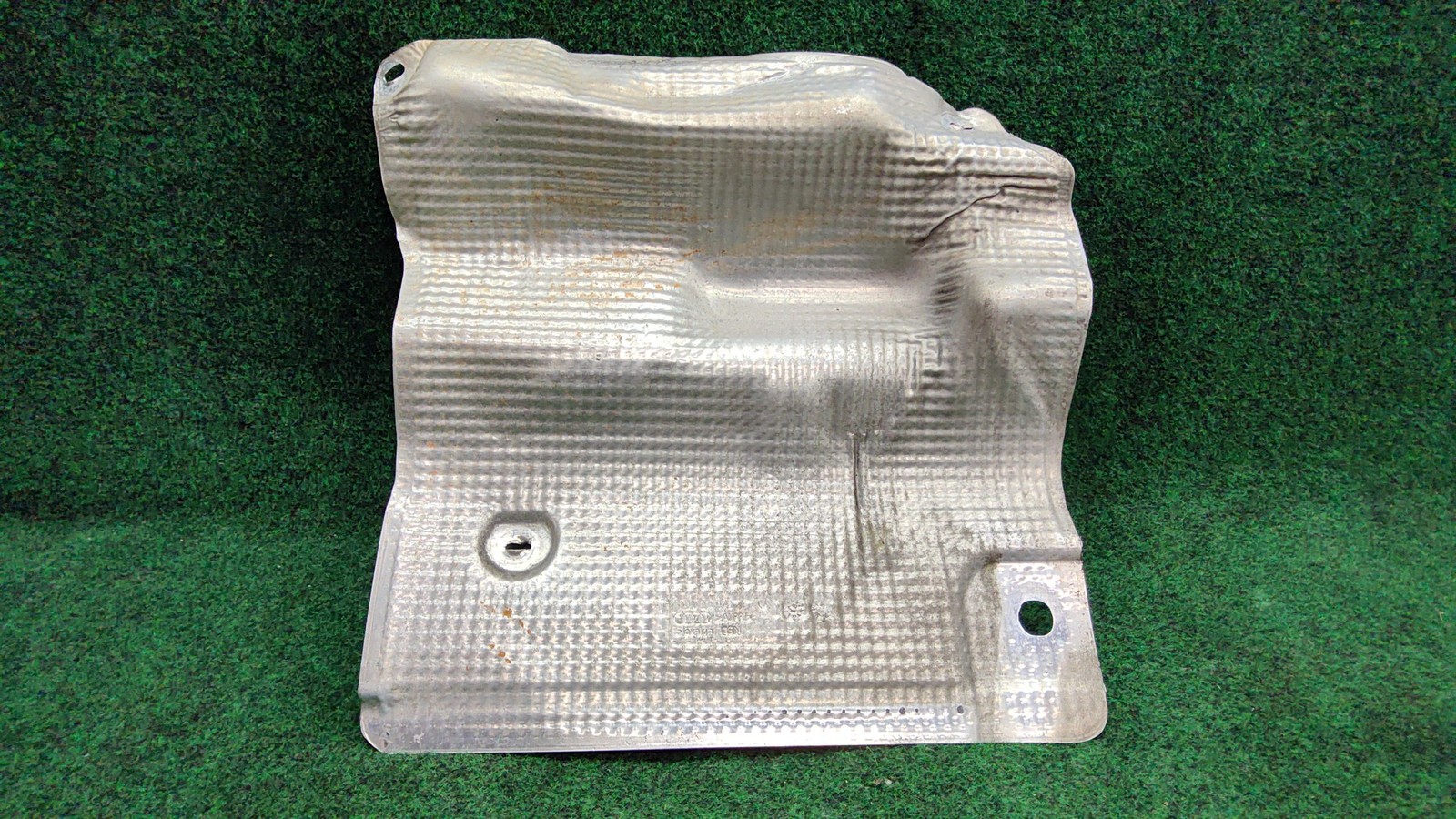 2017-2019 Audi A4 Quattro Right Rear Silencer Heat Shield Oem 8w0804172