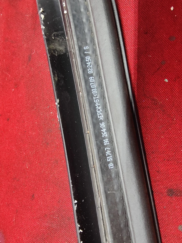 09-16 BMW E89 Z4 CONVERTIBLE TAPA SUPERIOR MALETERO SELLO CLIMA TIRA JUNTA GOMA OEM Foto 4 de 4