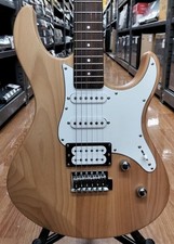YAMAHA PAC112V Used Alder body Maple neck Rosewood fingerboard Natural