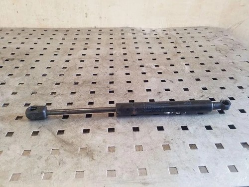 BMW X3 E83 Vordere linke Motorhaubendämpfer 51233400352 2.00 Diesel 26161469