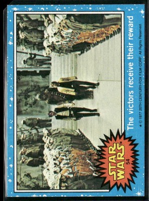 1977 Topps Star Wars #54 The victors receive their reward NM+