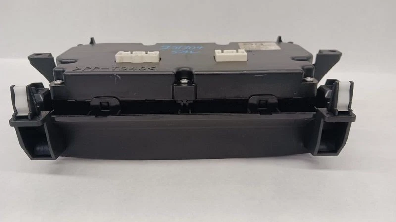 2012-2013 Mazda 3 Ac Heater Climate Control AC, automatic control OEM - Image 3 of 4