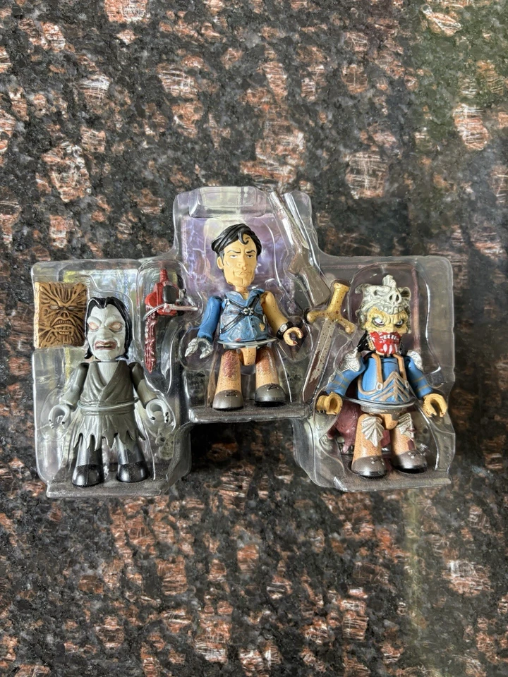 Фигурки Mezco Mez-Itz 2003 Army of Darkness ASH/Evil Ash/Possessed Witch - Изображение 2 из 3