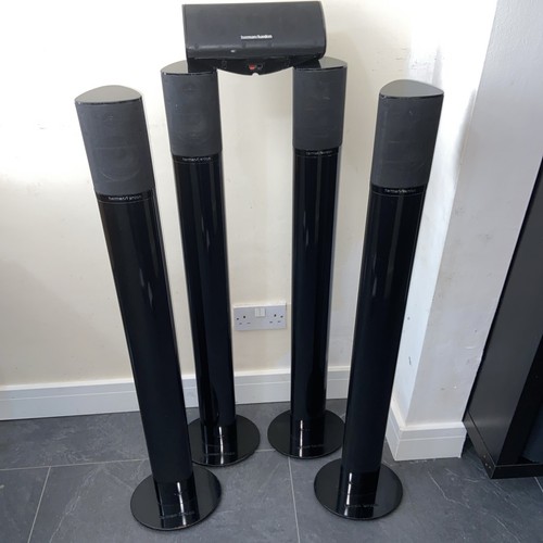 Harman Kardon HKTS7 Surround Lautsprecher Satelliten und Center mit Ständer funktionstüchtig