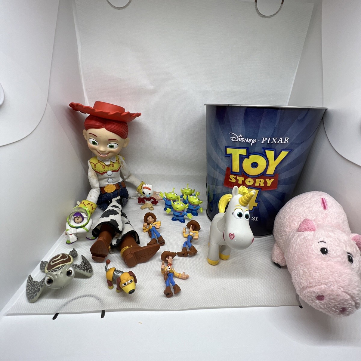Toy Story JESSIE, ALIENS BUTTERCUP, HAMM, BUZZ, WOODY SLINKY FORKY