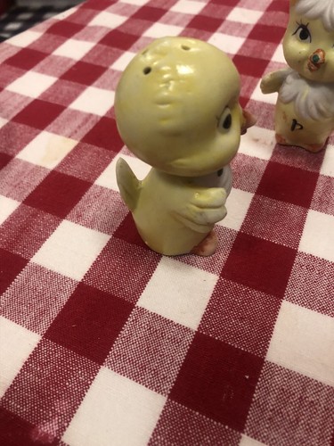 Anthropomorphic Salt and Pepper Shakers Vintage Ducklings Kitsch - Picture 4 of 12