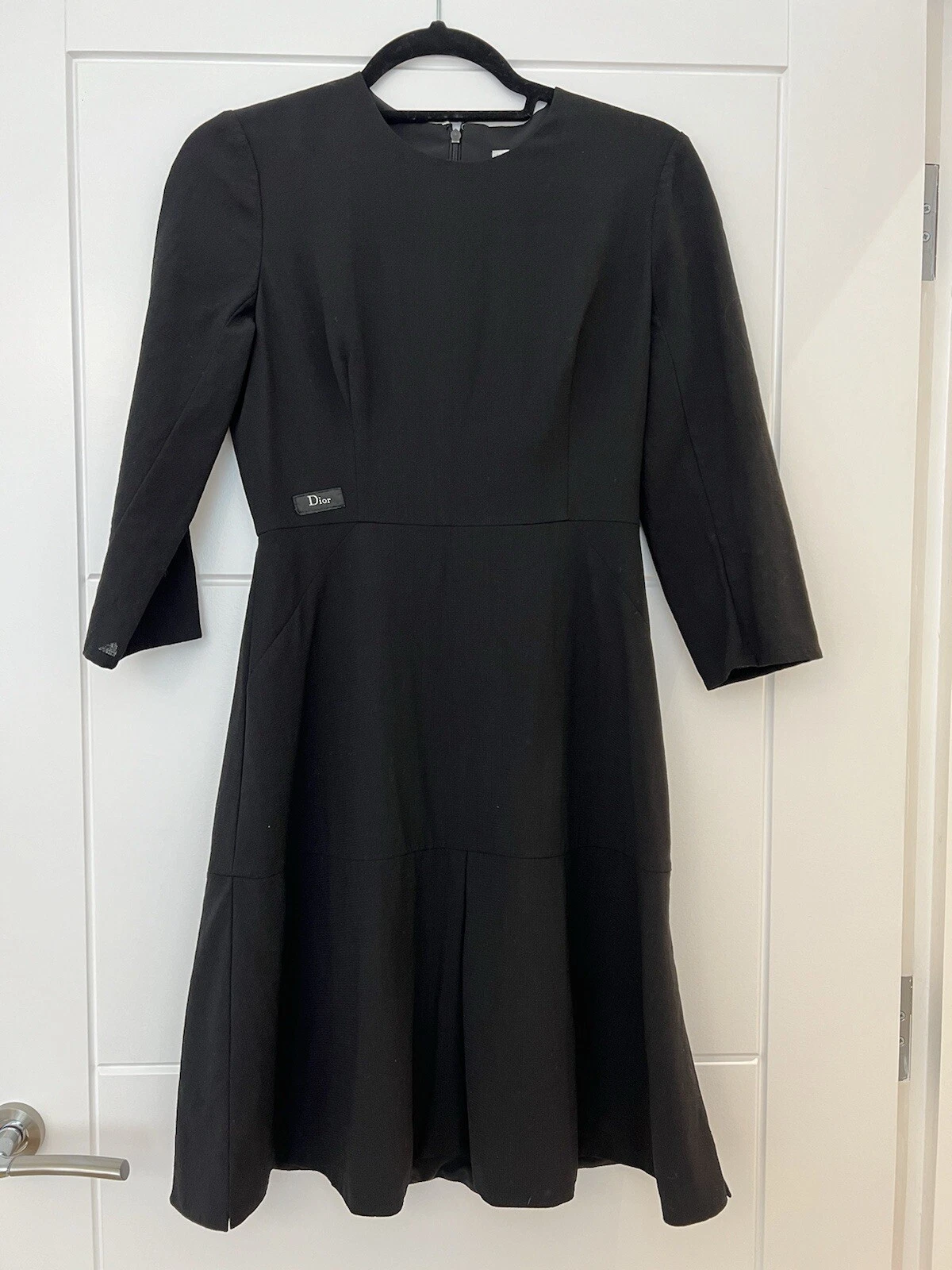 Abito uniforme Dior nero 100% lana sottile UK 6 8 FR 34 EU 36 XS lunghezza ginocchio