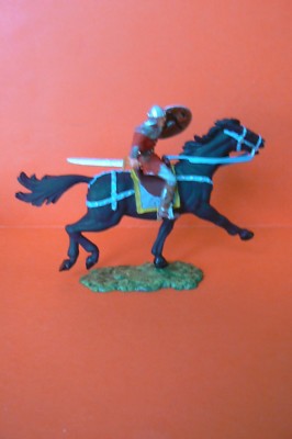 Moyen-Âge, les chevaliers, chevalier en armure complète à cheval