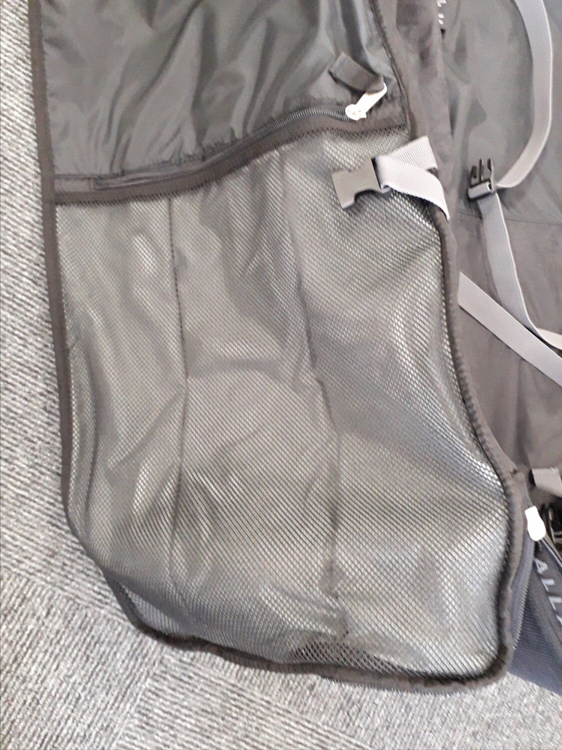 Callaway Golf Travel Bag Sporting Goods Zipper Luggage Wheels Blue