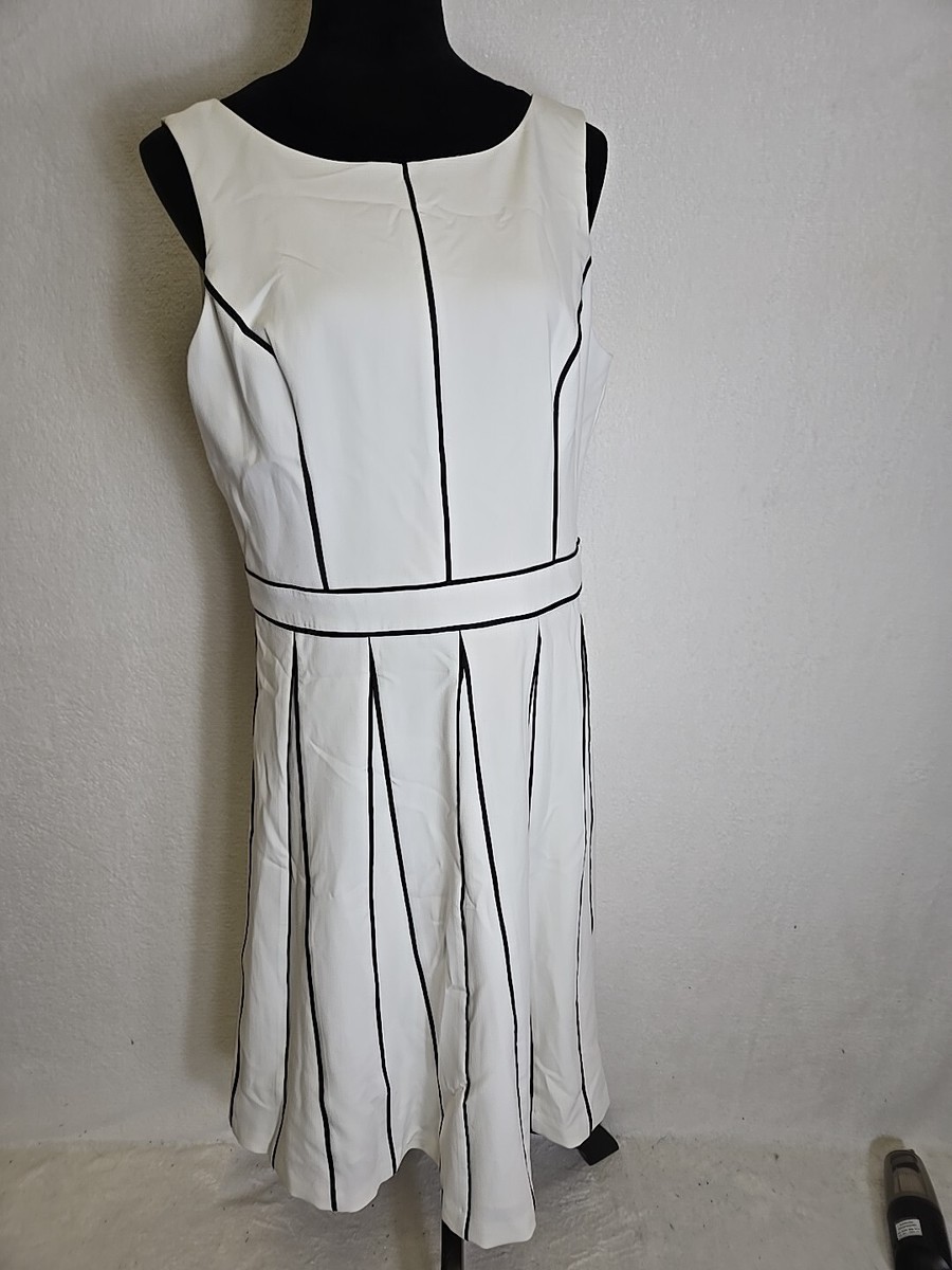 white dress black piping HOUSE MARKET FIT & FLARE Black Cream -NWT 14P A-Line Deep V-Neck Cap Included-JS day comfort Color:Red Plaid Cross Dress