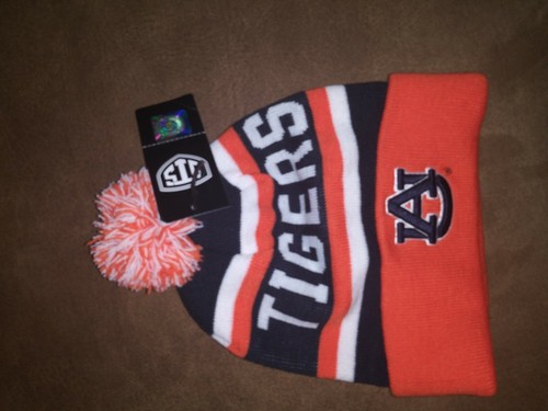Auburn University Tigers Sweater Cap One-size-fits-most - Picture 2 of 3