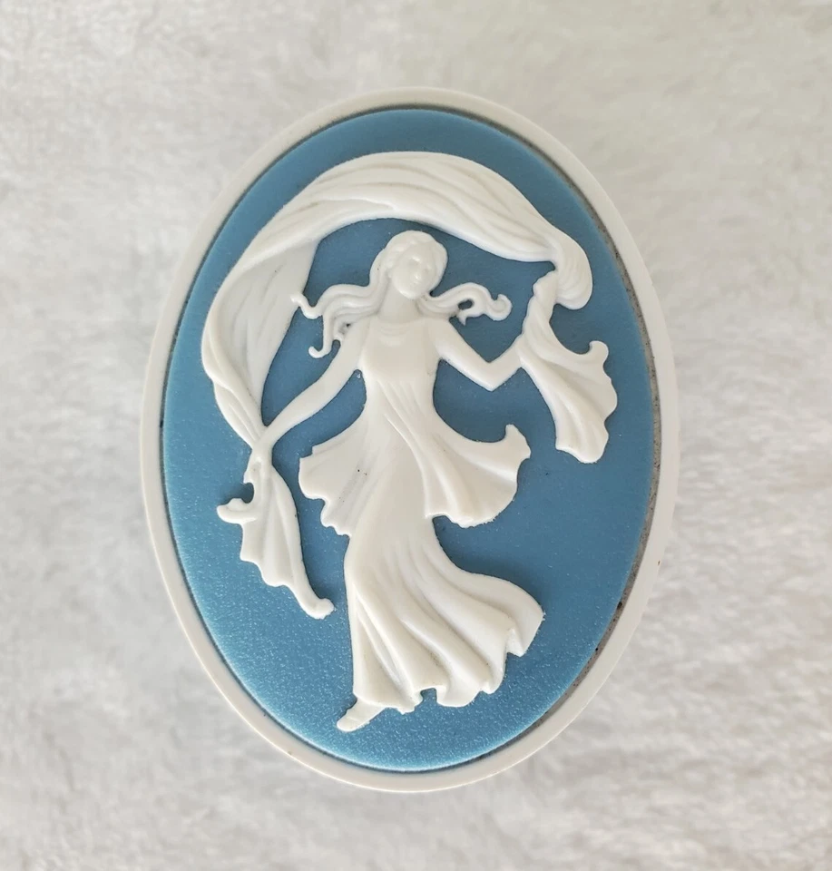 Tarros de colonia vintage Avon crema VACÍOS rosa princesa vaso de leche y camafeo azul  Foto 4 de 4