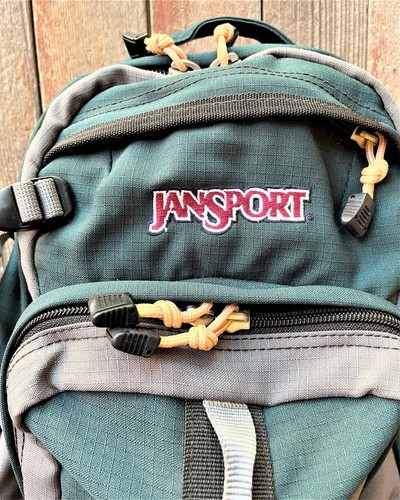 Jansport Cordillera 33 Lightweight 
