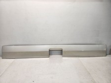 2005 Cadillac Escalade Esv Rear Gate Moulding White-98u 2005 Cadillac Escalade Esv Rear Gate Moulding White-98u