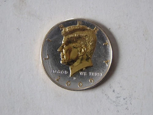 DANBURY MINT 2009 KENNEDY HALF DOLLAR 24K GOLD & .999 SILVER PLATED COIN