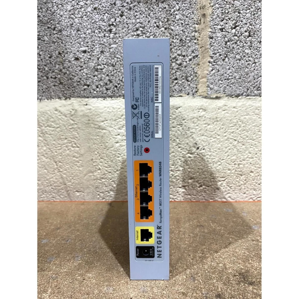 Netgear WNR834Bv2 RangeMax Next Wireless-N Router White 4-Ethernet Ports 270Mbps - Image 3 of 4