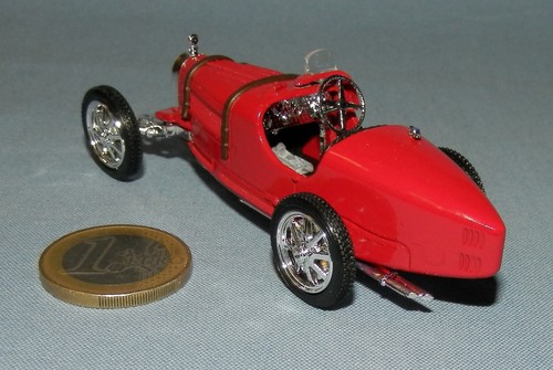 Eligor 1/43 réf 1025 : Bugatti "35 B" Course 1927 (Rouge) Projet collection J.Greilsamer