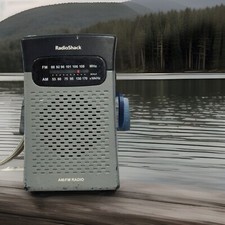 Vintage Radio Shack AM FM Pocket Portable Radio 12-586, Tested Working