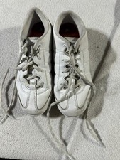 VARSITY CHEERLEADER CHEER SHOES size 3y