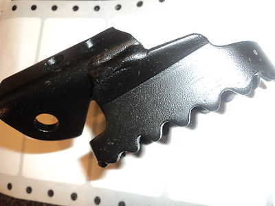 Genuine Aprilia Pegaso 650 RH Vorder Fußrastenauflage AP8135397 Pedana DX