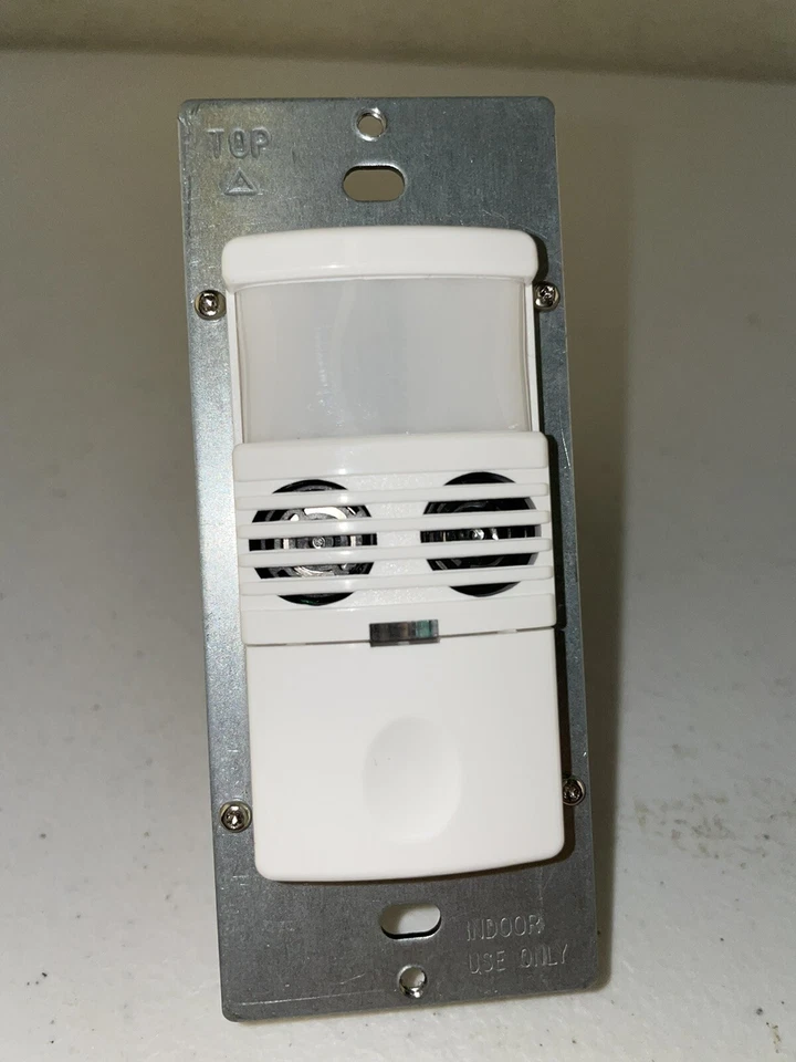 MWOS-W - New in Box - Multi - Technology - PIR/Ultrasonic Sensor - Wall Switch - Image 3 of 4