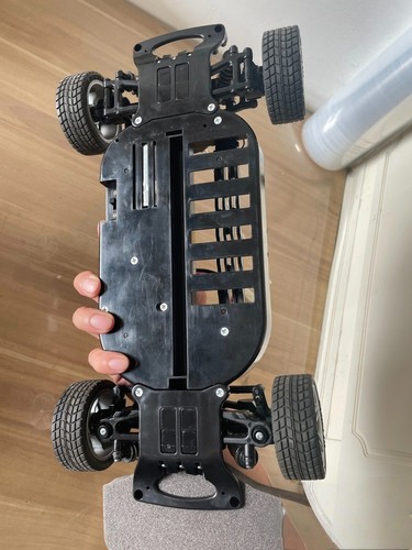 Used Tamiya 1/10 ENZO FERRARI TB-01 Electric RC 4WD - Picture 9 of 9