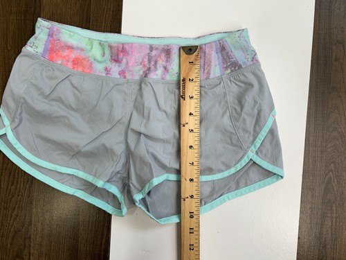 Ivivva by Lululemon Womens Size 14 / 28 Waist Shorts Gym Running Jogging Stretch - Picture 4 of 11