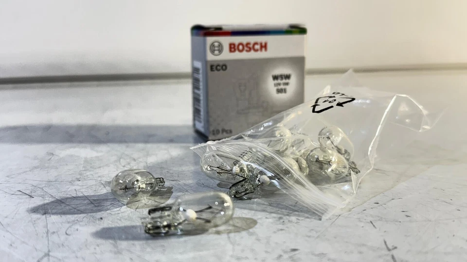 Bombilla BOSCH 1 987 302 819 12V 5W bmw código 07119978373 10 piezas Foto 3 de 4