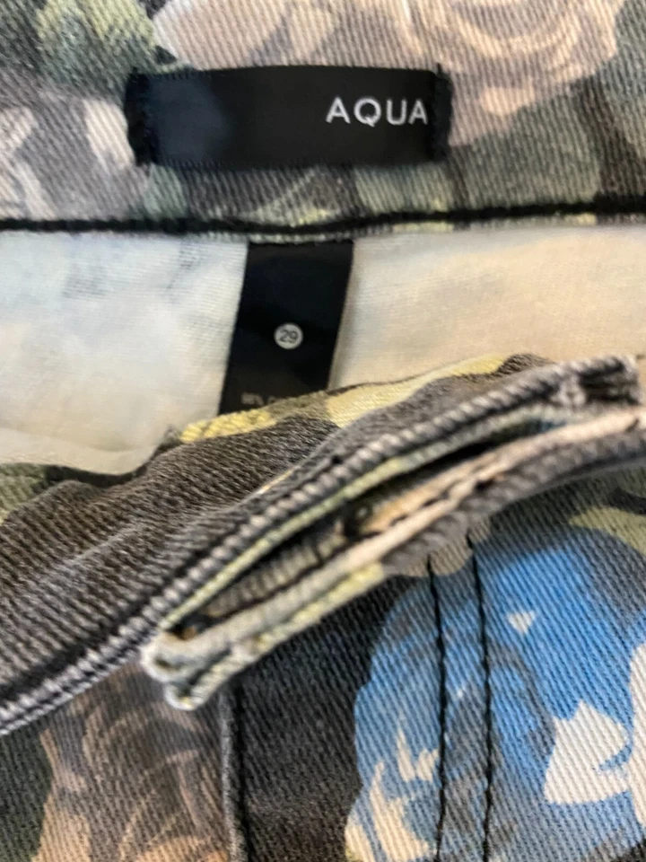 Pantalones Cortos Denim Malia Tate Aqua Jordan Rosa Festoneado Teen Wolf Foto 2 de 4