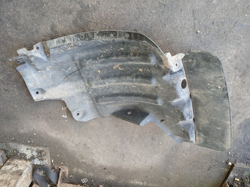 MITSUBISHI L200 FRONT ARCH LINER O/S/F RIGHT DRIVERS SIDE 2015-2019 (2017) ~ - Picture 2 of 2