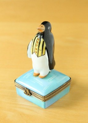 Limoges Penguin with Vest Trinket Box Peint Main Signed
