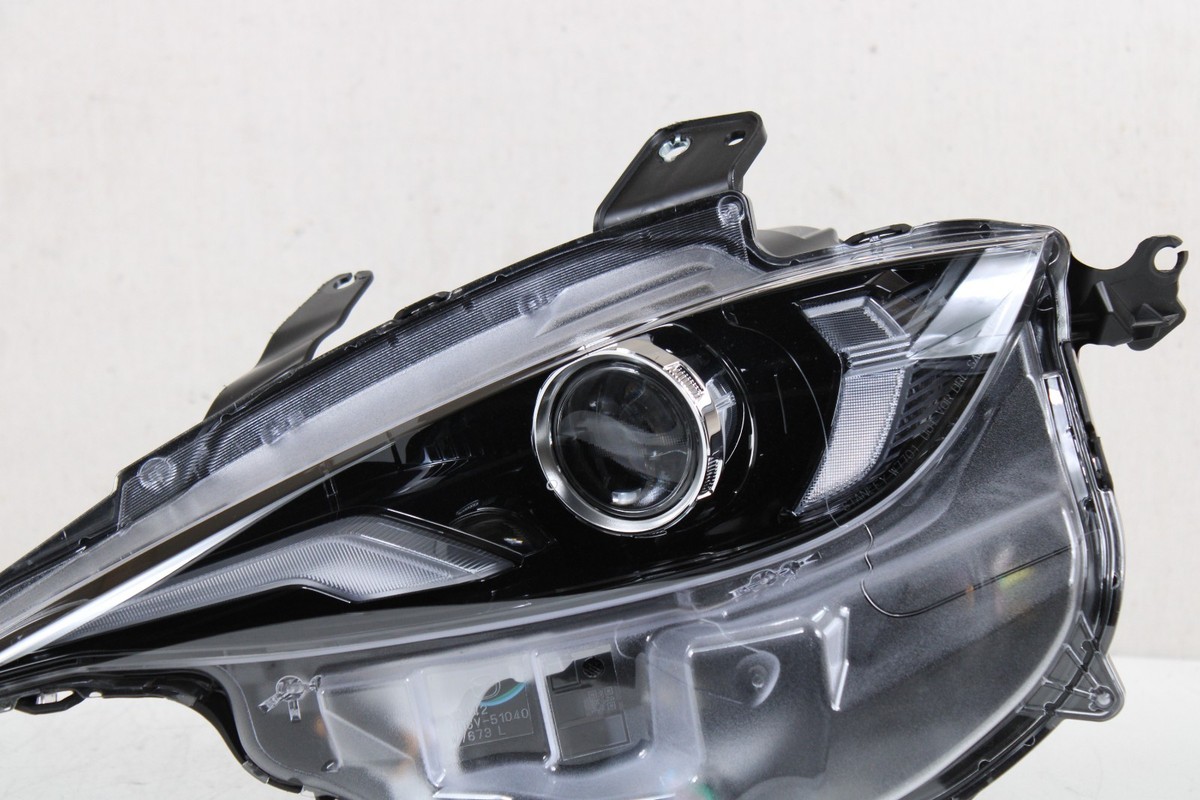 Perfect! 2024-2026 Mazda MX-5 Miata LH Left Driver Adaptive LED