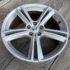 17-20 Volvo S90 V90 18x8 5 Double Spoke Silver Wheel Oem 17-20 Volvo S90 V90 18x8 5 Double Spoke Silver Wheel Oem