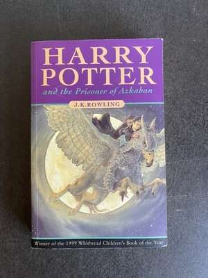 Harry Potter and the Prisoner of Azkaban - Bloomsbury UK Version - Paperback