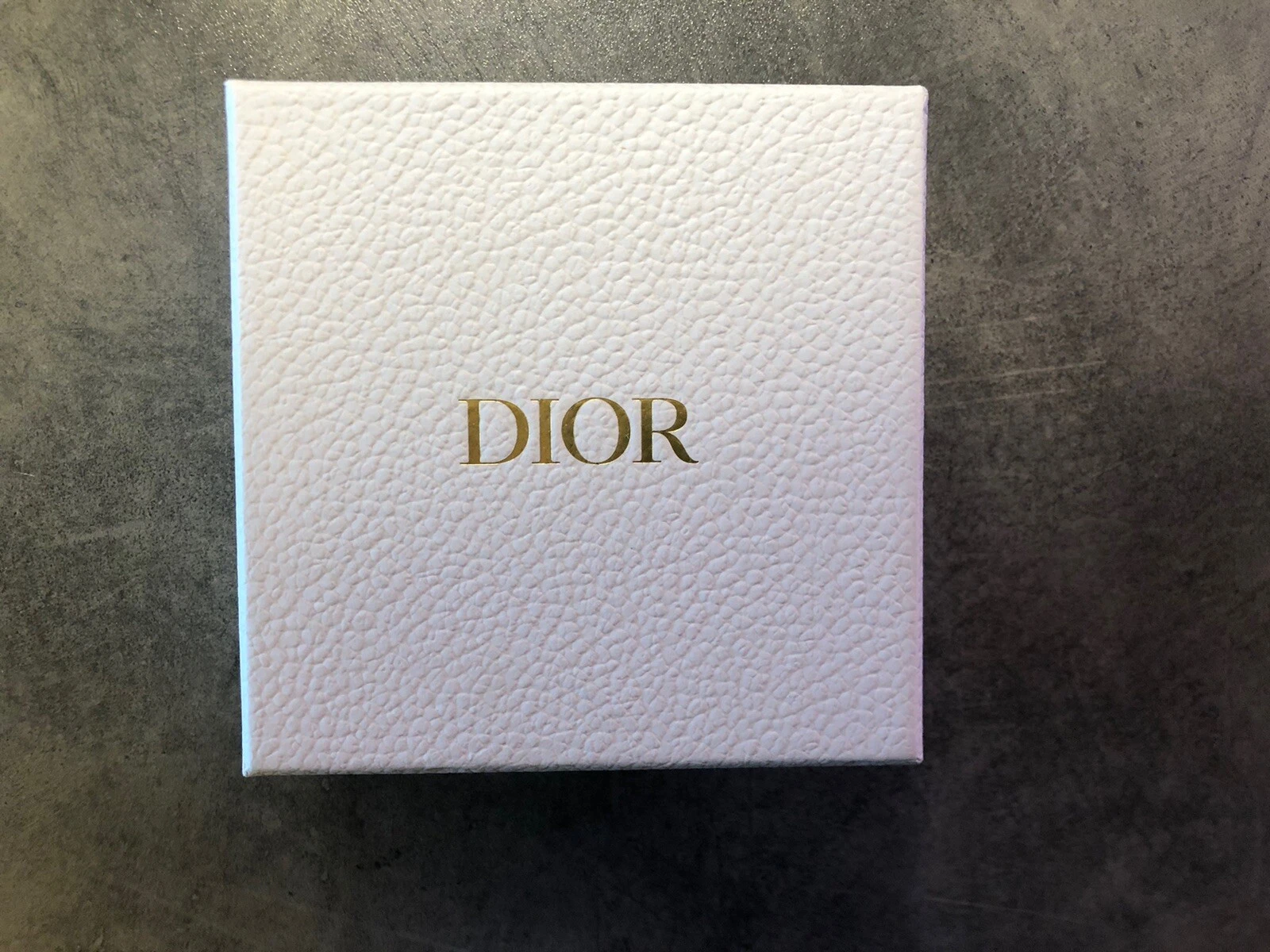 Petite boîte cadeau Dior authentique/authentique/original, avec emballage, tissu anti poussière