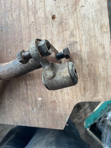 VW T4 TRANSPORTER CARAVELLE 2002 2.5 TDI PAIR OF FRONT UPPER WISHBONES - Picture 8 of 8