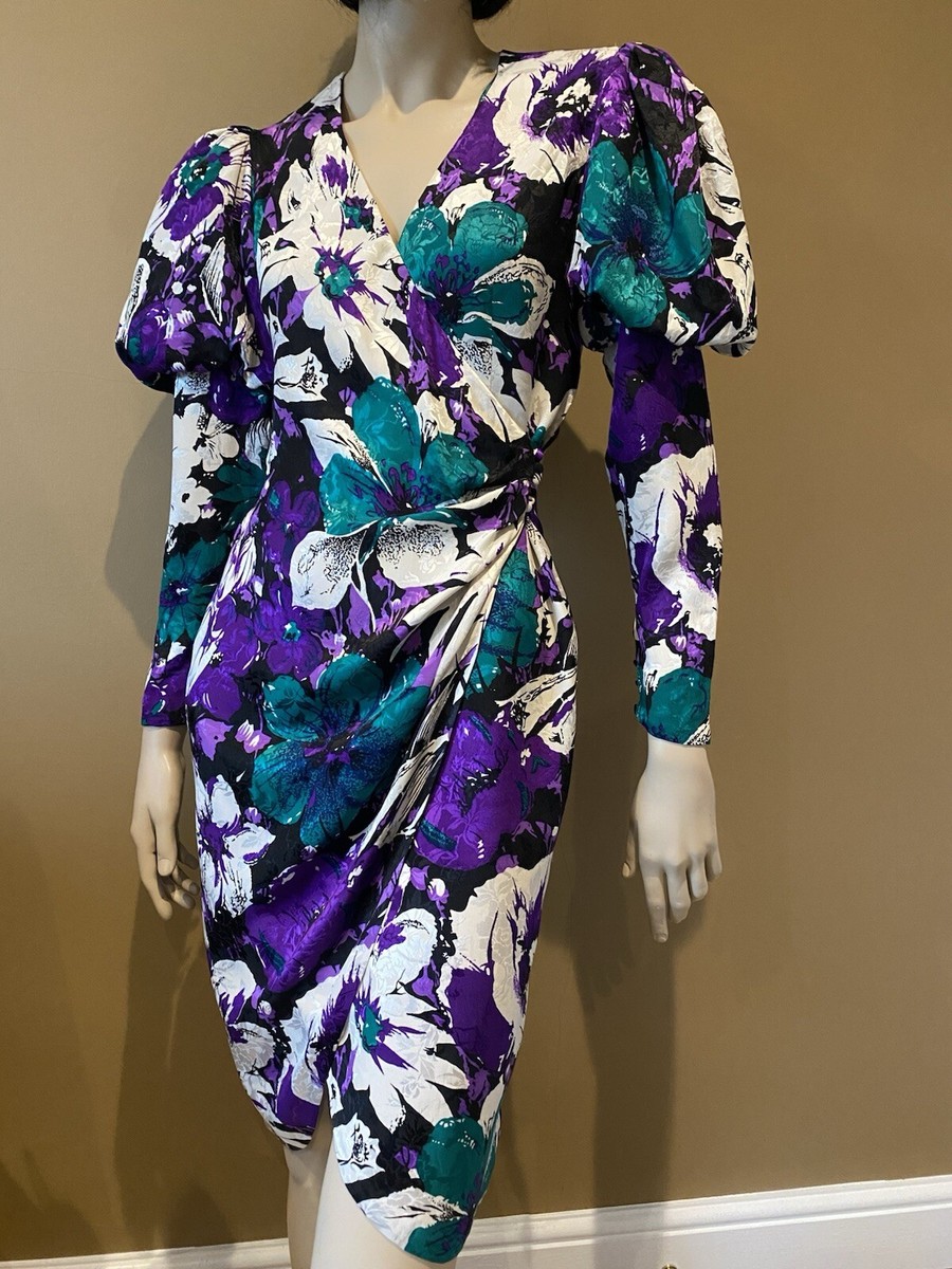 BEAUTIFUL VINTAGE FLORA KUNG NEW YORK SILK FLORAL WRAP DRESS