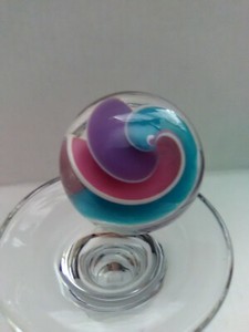 JODY FINE, RIBBON CORE SWIRL MARBLE, HAND MADE 1.16 " , BEAUTIFUL COLORS, NM