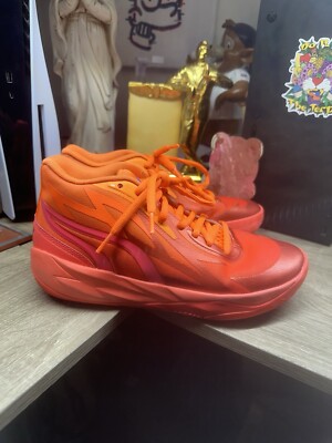 Lamelo Ball PUMA MB.02 Supernova Size 7 Men display picture 1