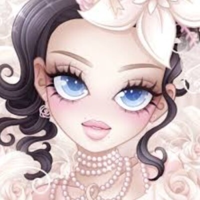 Royale High high demand item (goddess of triumph flower head piece set)