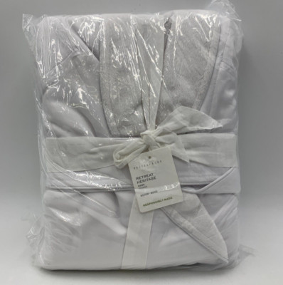 Pottery Barn Retreat Heritage Robe White Medium #9915