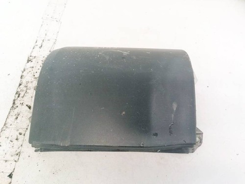 Rear bumper corner trim