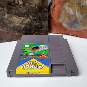 WORLD CUP SOCCER NINTENDO ENTERTAINMENT SYSTEM NES VIDEO GAME CARTRIDGE 