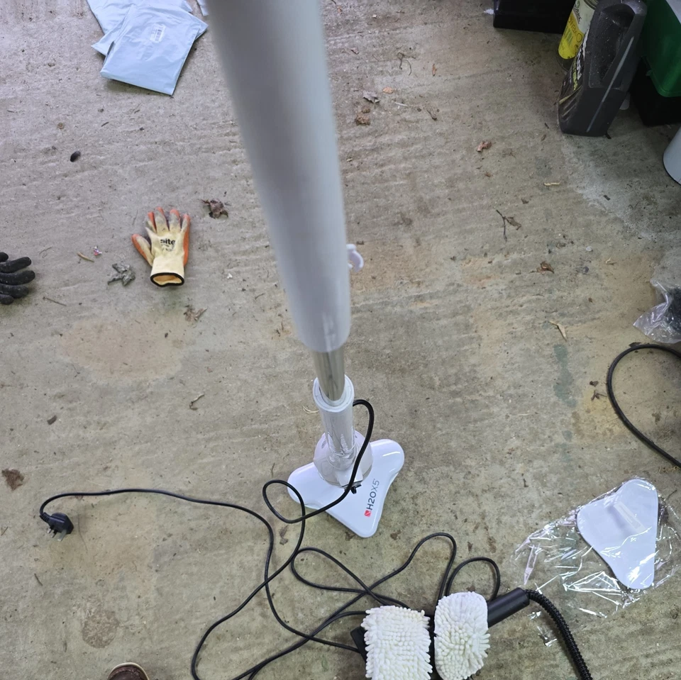 Sistema de limpieza a vapor Thane H20 X5 5 en 1 con DIEZ almohadillas de limpieza principales  Foto 4 de 4