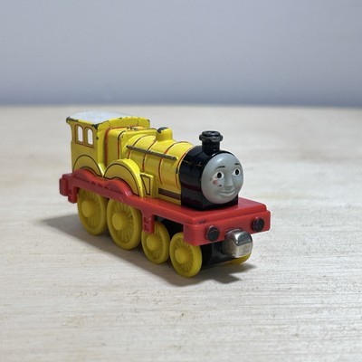 Thomas and Friends, Molly Engine Diecast, Take Along and Play, 2006 Magnetic