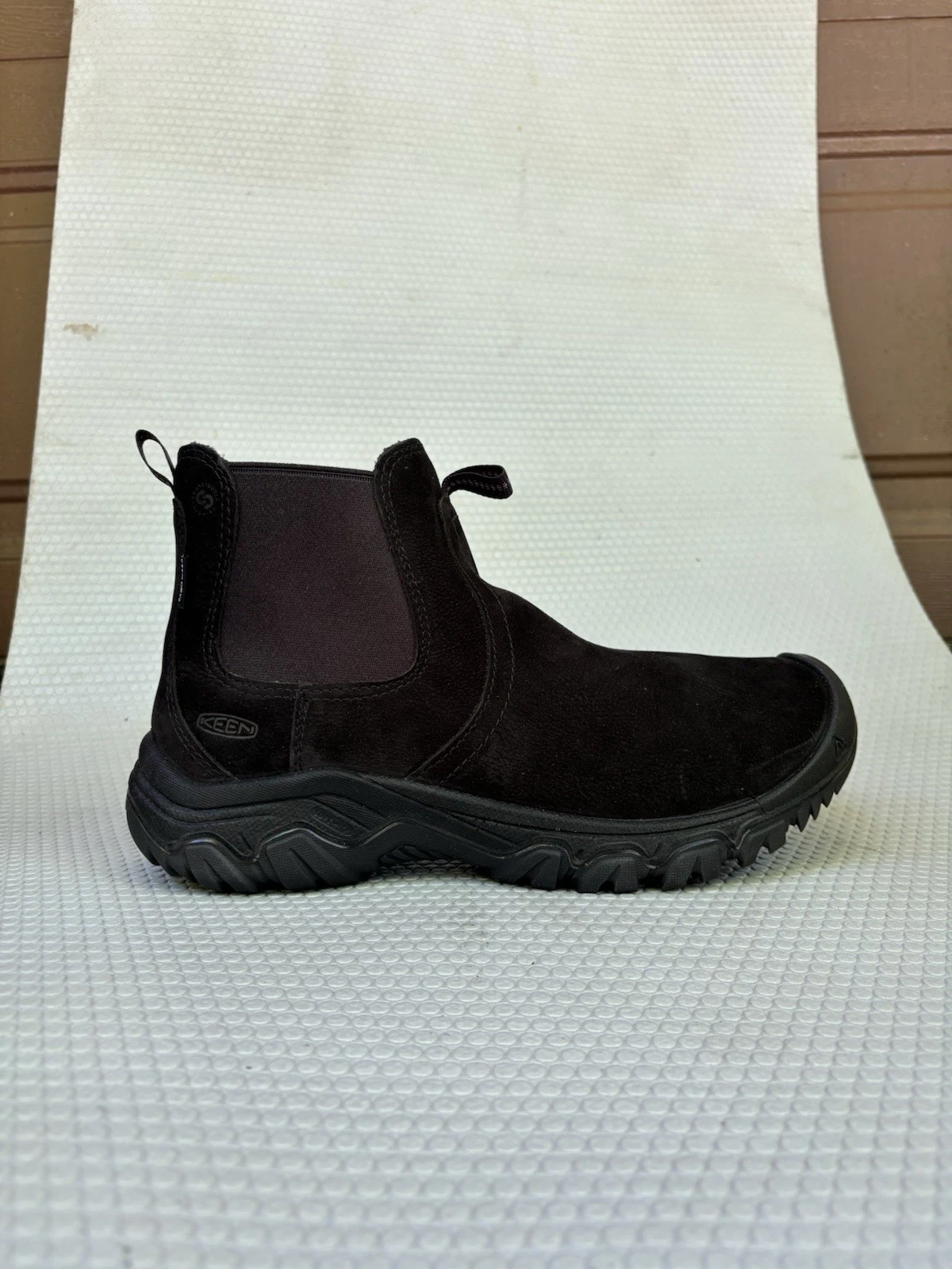 KEEN Greta Chelsea Black Women's Size 11