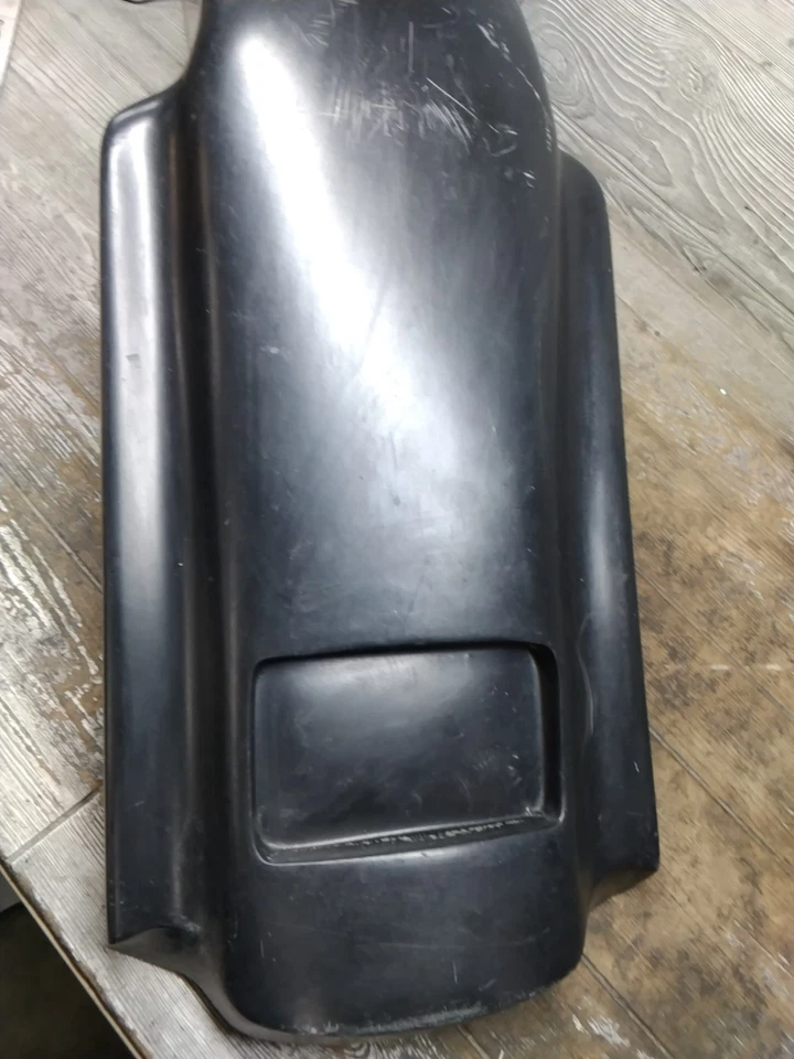 Guardabarros trasero estirado de fibra de vidrio para Harley Davidson Touring 9-13 sin terminar Foto 2 de 4